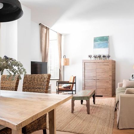 Apartamento De Lujo En Plaza Del Teatro Málaga Exterior foto